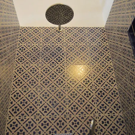 Hotel Oasi 4*