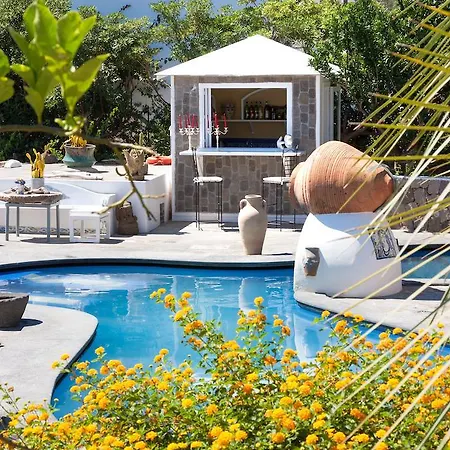 Oasi Hotel 4*