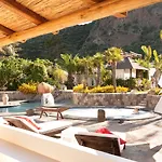 Oasi Otel 4*